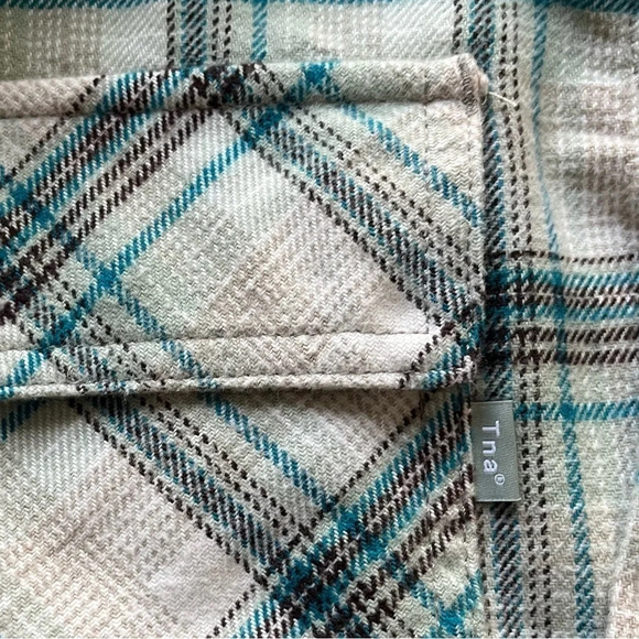 TNA Plaid Oversized Shirt button front flannel Fiona cream brown blue medium - Picture 8 of 13